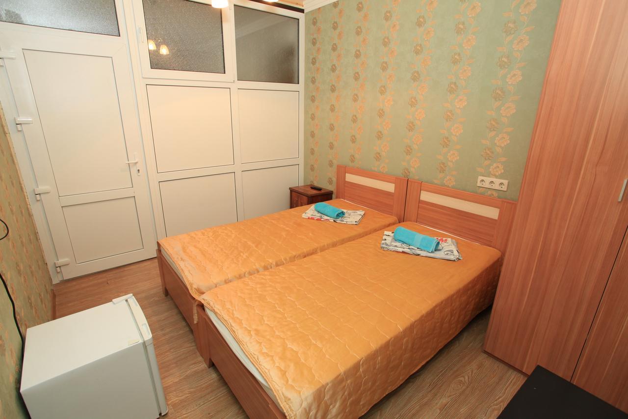 Guest House Esma Sochumi Exterior foto